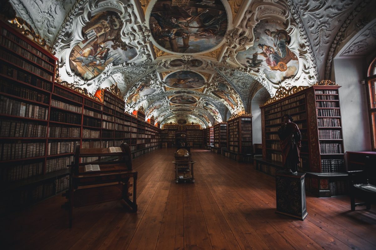 HISTORIA DEL LIBRO